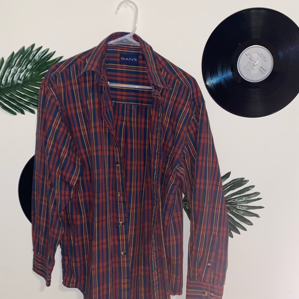 Basic flannel can be used as a dress shirt size medium